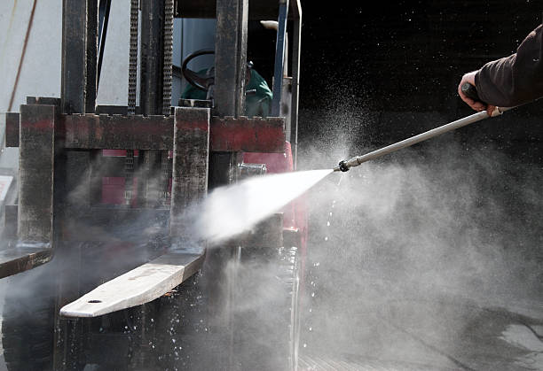 Best Parking Lot and Garage Cleaning  in Elysburg, PA